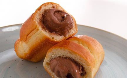 Brioches recheados com gelado