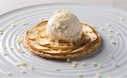 Feuilleté minute aux pommes et sa glace vanille